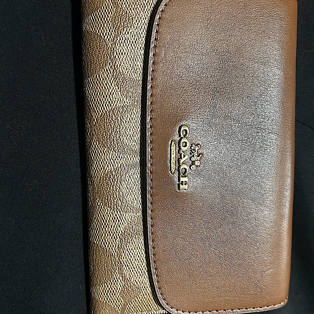 Coach wallet